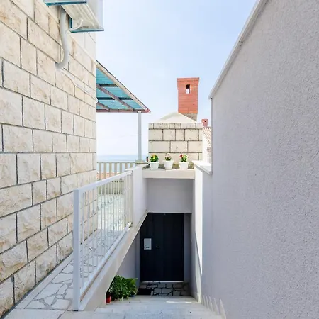 Nikola- Double With Terrace And Sea View Apartment *